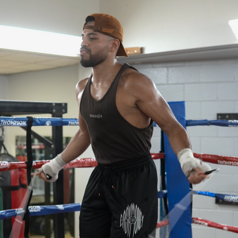 10-step Jump Rope Progression for Boxers + Workout